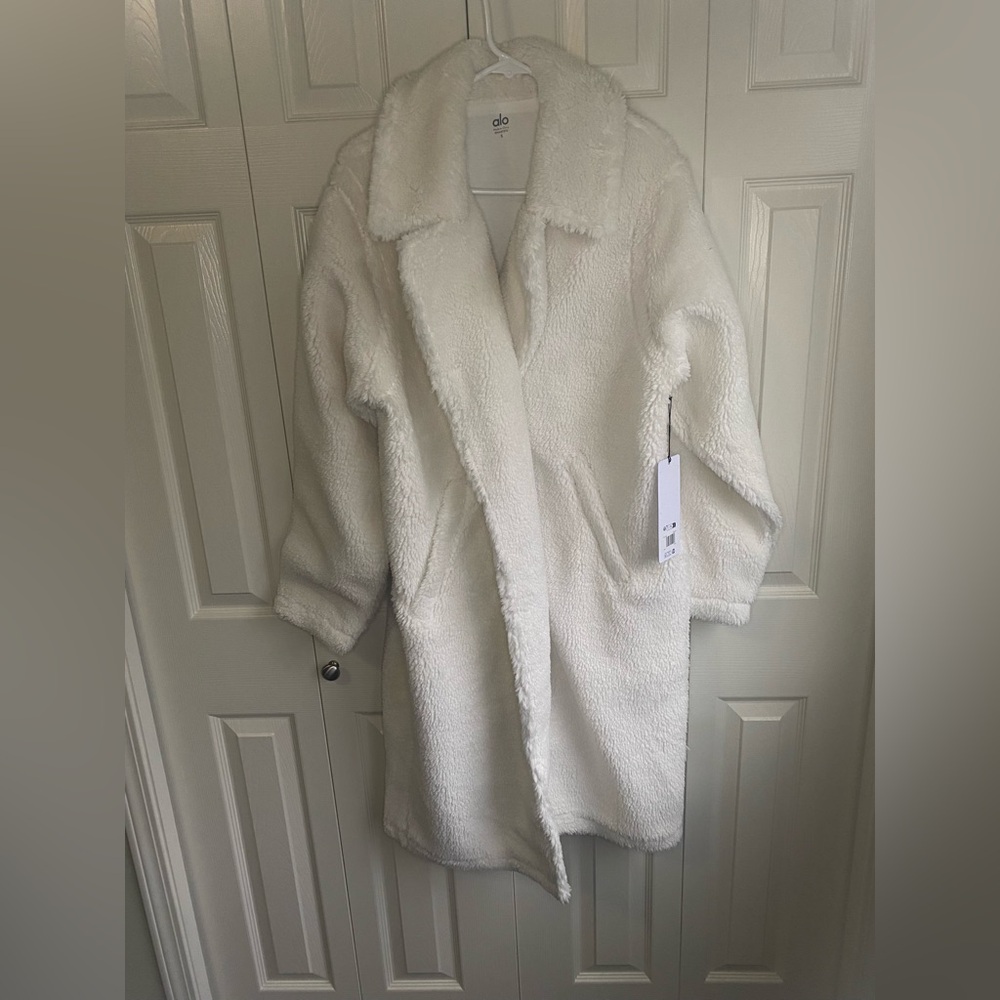 NWT Alo Yoga Oversized Sherpa Trench Teddy Coat - Ivory - Picture 6 of 13